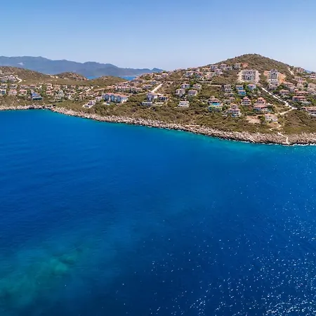 La Kumsal Denize Sifir Ve Ozel Havuzlu Dubleks Villa Kas