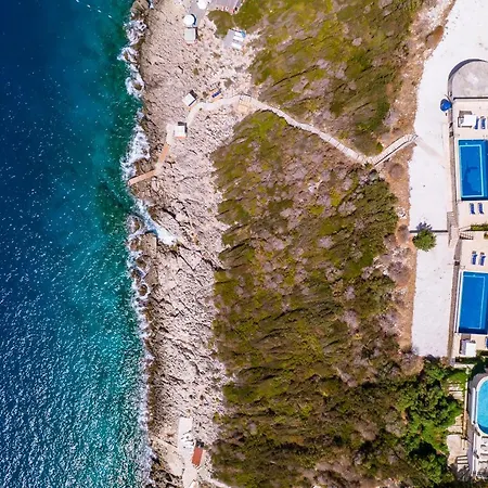 Hotel La Kumsal Denize Sifir Ve Oezel Havuzlu Kaş