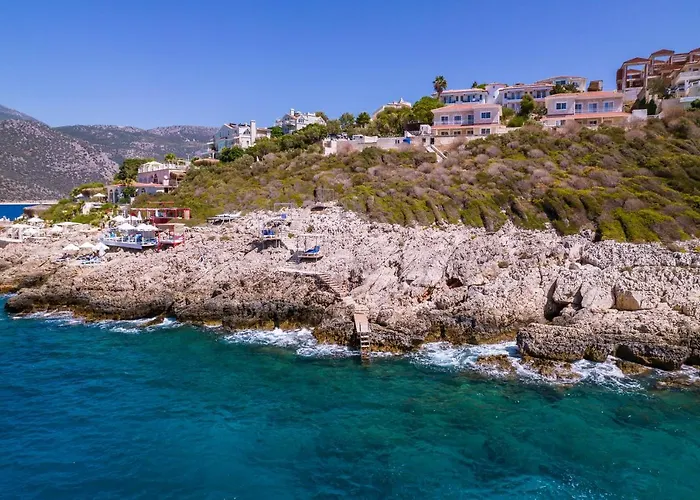 La Kumsal Denize Sifir Ve Oezel Havuzlu ホテル カシュ