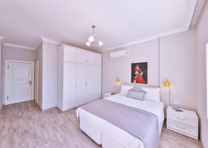 La Kumsal Denize Sifir Ve Oezel Havuzlu ホテル カシュ